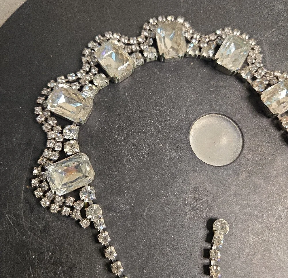 Vintage Crystal Icy Statement Necklace Silver Clear Rhinestone Collar